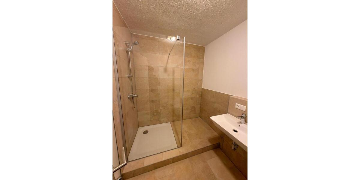 Etagenwohnung Bruck in der Oberpfalz - 2 Zimmer, 84 m&sup2;, 718&euro; | Angebot:26293172