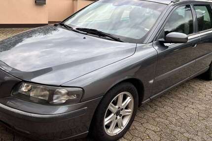 Volvo V70 329.760 km 2.990 &euro; Remagen-Rolandseck 53424