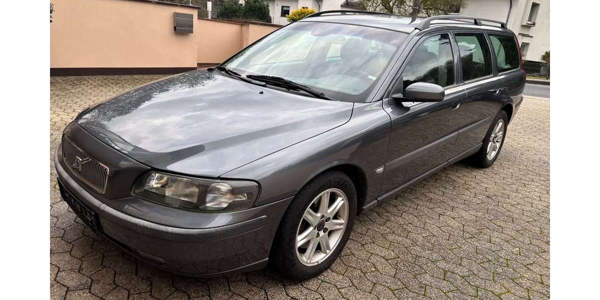 Volvo V70 329.760 km 2.990 &euro; Remagen-Rolandseck 53424