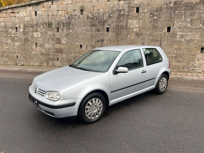 VW Golf 145.801 km 2.500 € Hessisch Lichtenau 37235