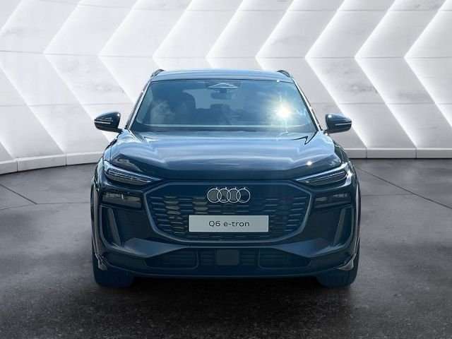 Audi Q6 e-tron 19.000 km 59.990 &euro; Massen 03238