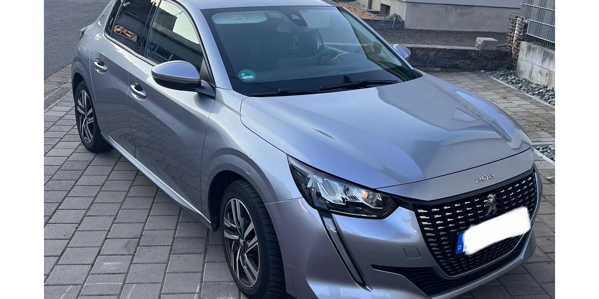 Peugeot 208 83.000 km 14.900 &euro; Saarwellingen 66793