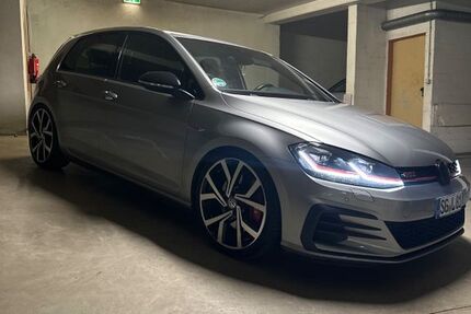 VW Golf 116.000 km 19.999 &euro; Solingen 42657