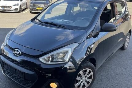 Hyundai i10 51.988 km 5.490 &euro; Königswinter 53639