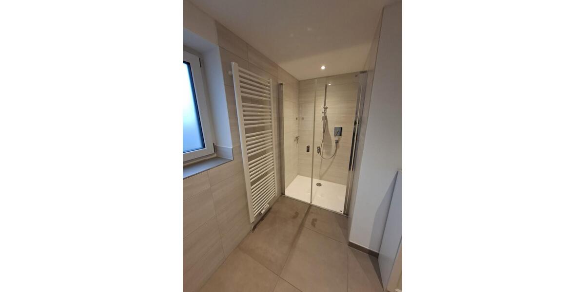 Erdgeschoßwohnung Saaldorf-Surheim Surheim - 3 Zimmer, 80 m&sup2;, 1.050&euro; | Angebot:26213391