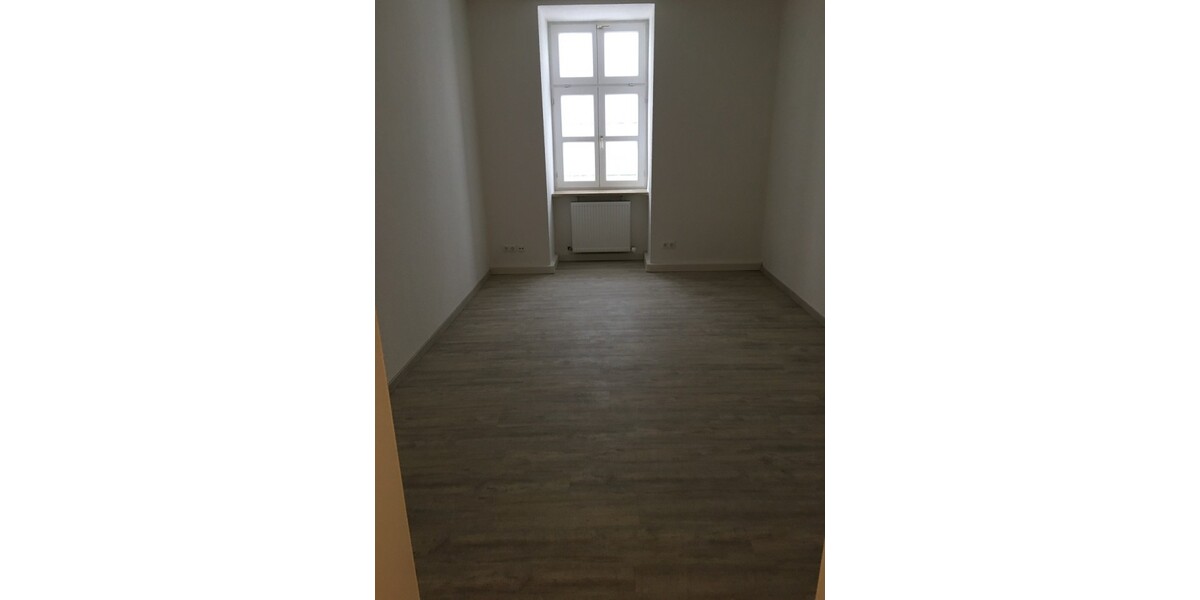 neu renovierte 5-Zi Wohnung in Amberg-Altstadt, hell und ruhig gelegen - 5- Amberg | Angebot:27142338