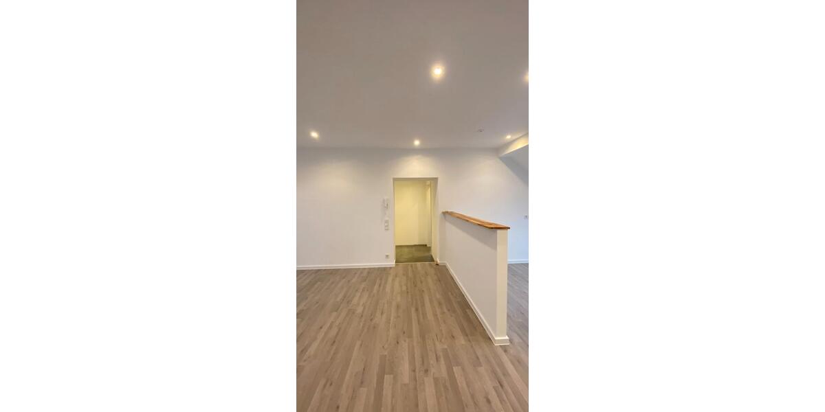 Dachgeschoßwohnung Heusweiler - 3 Zimmer, 88 m&sup2;, 750&euro; | Angebot:26538704