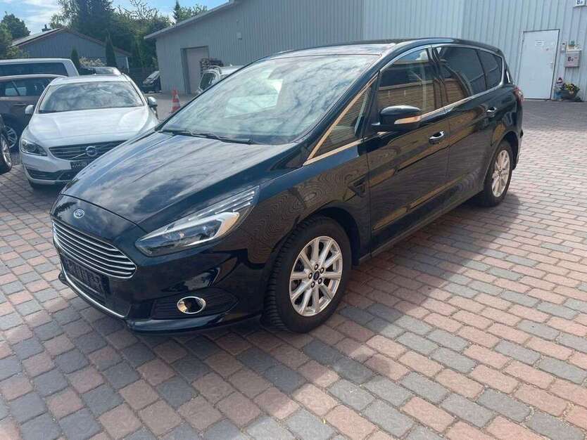 S-Max