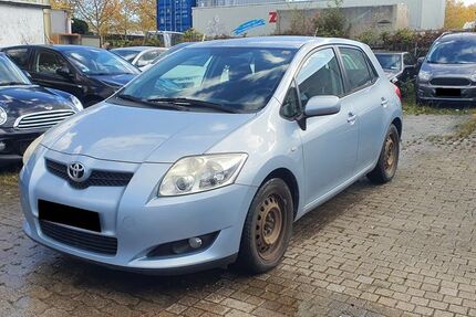 Toyota Auris 349.619 km 1.500 &euro; Freiburg 79108