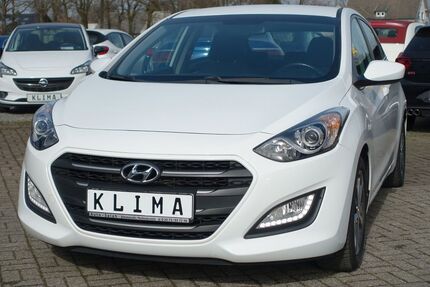 Hyundai i30 93.000 km 8.990 &euro; Simmerath (bei Aachen) 52152