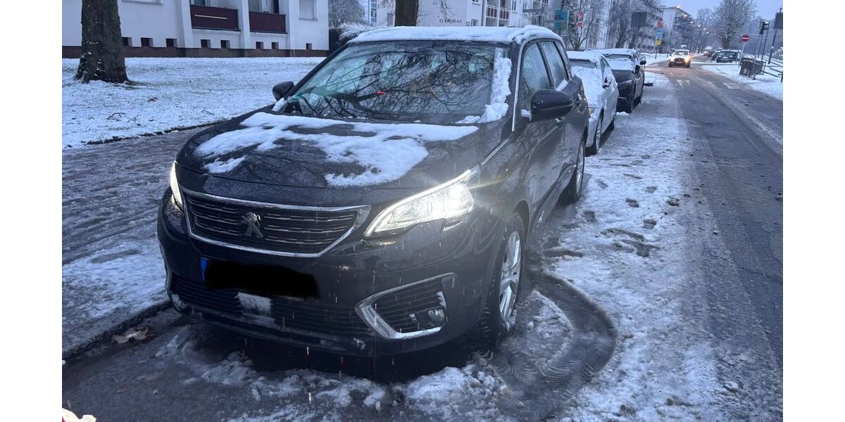 Peugeot 5008 169.999 km 11.999 &euro; Frankfurt 60598