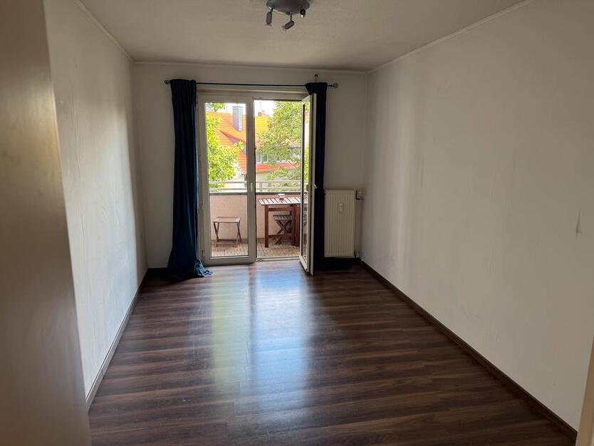 Helle gepflegte 2,5 Zimmer Wohnung in Lu-Süd
