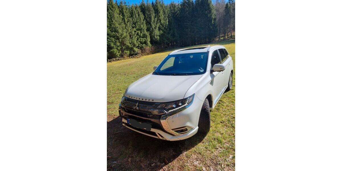 Mitsubishi Outlander 75.600 km 21.800 &euro; Schondra 97795