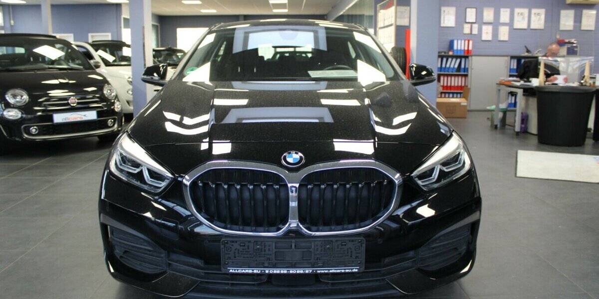 BMW 118 118i Aut. Advantage 48.290 km 20.980 &euro; Euskirchen 53881