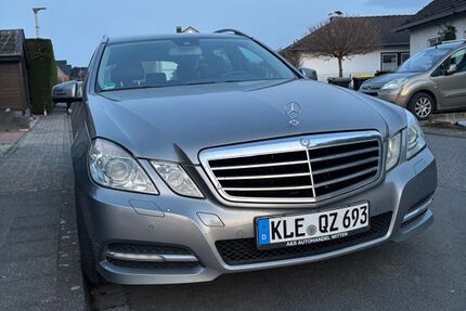 Mercedes-Benz E 250 208.533 km 7.700 &euro; Straelen 47638