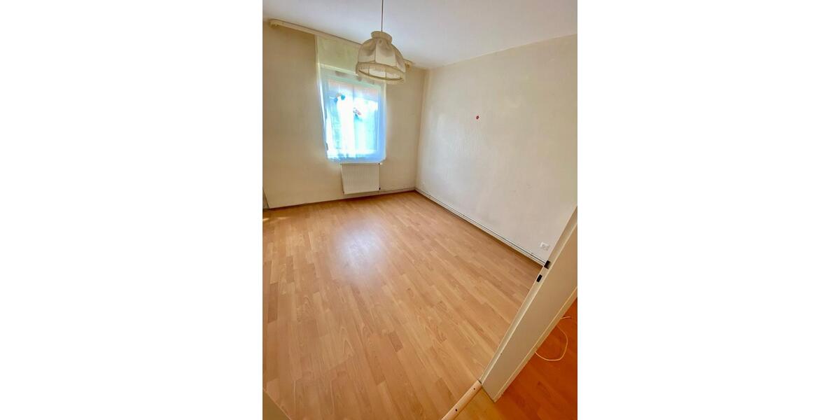 5 Zimmer Mietwohnung in Salzgitter LebenstedtZentral2 Badzimmer 5 zimmer