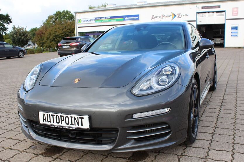 Porsche Panamera 180.000 km 38.900 € Zeven 27404