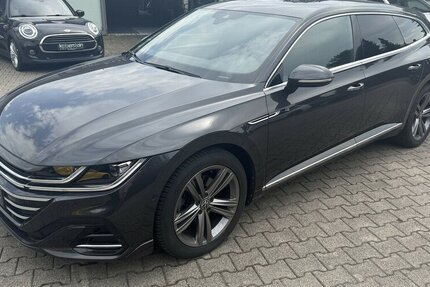 VW Arteon Shooting Brake R Line 96.000 km 27.900 &euro; Schorndorf 73614
