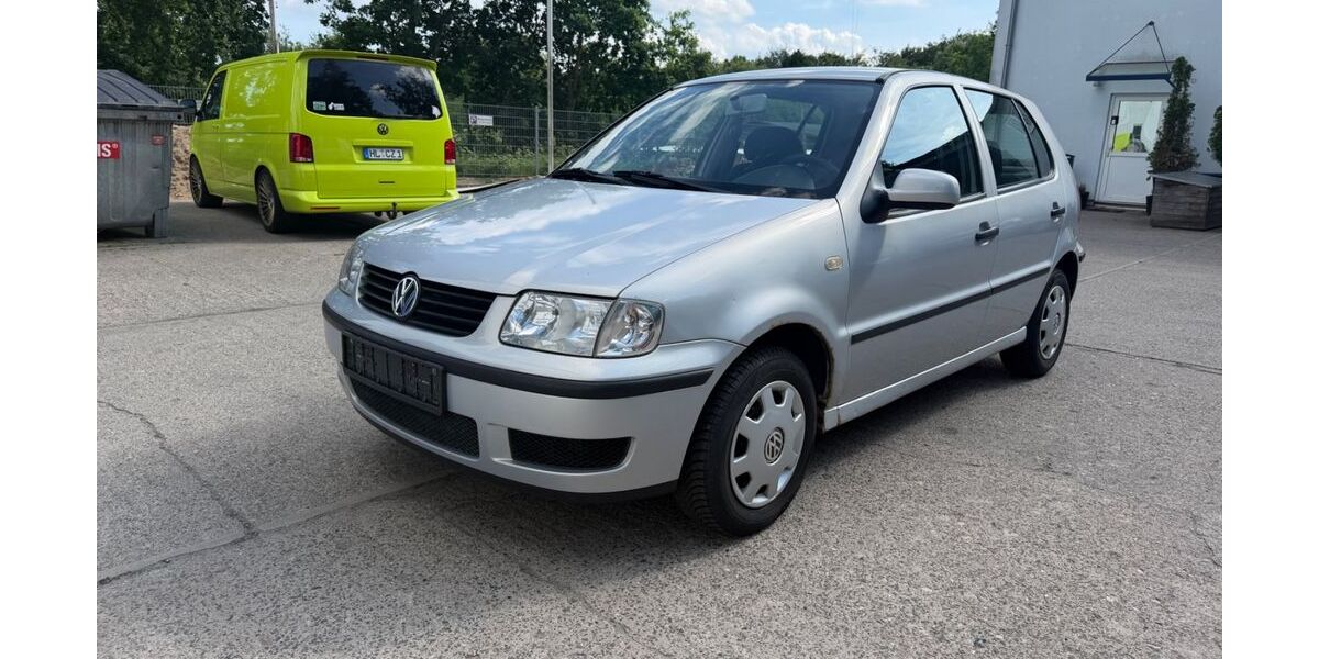 VW Polo 243.000 km 1.390 &euro; Lübeck 23568