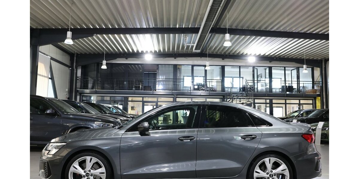 Audi S3 LIMOUSINE 2.0 TFSI QUATTRO S-LINE BLACK PLUS 36.000 km 38.444 &euro; Hamm 59077