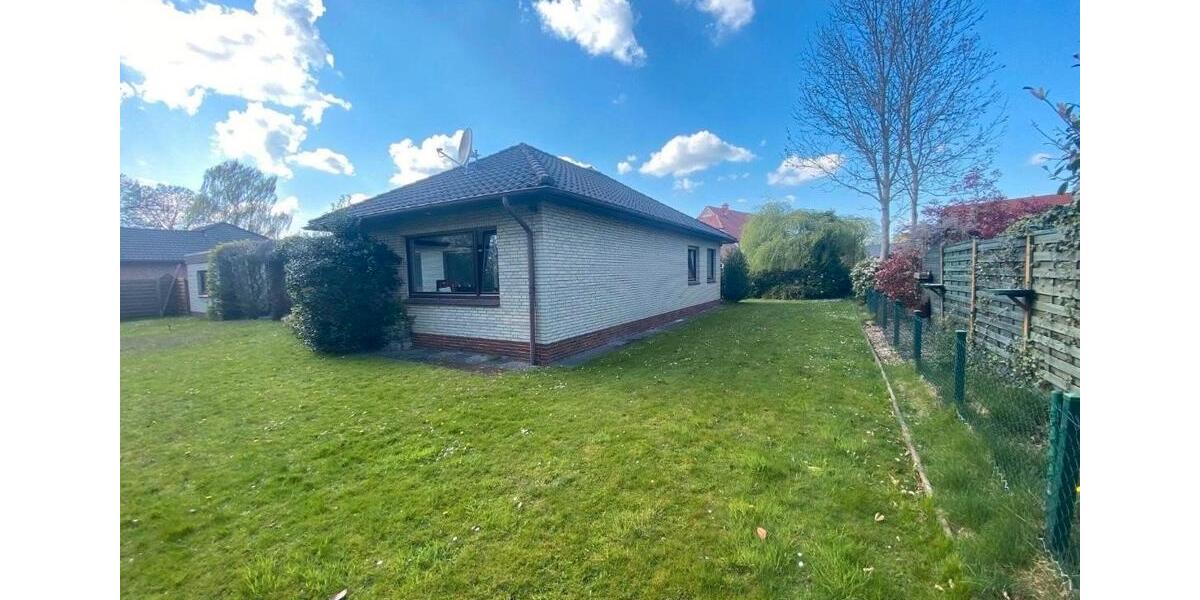 Bungalow Apen - 8 Zimmer, 127 m&sup2;, 1.000&euro; | Angebot:26169615