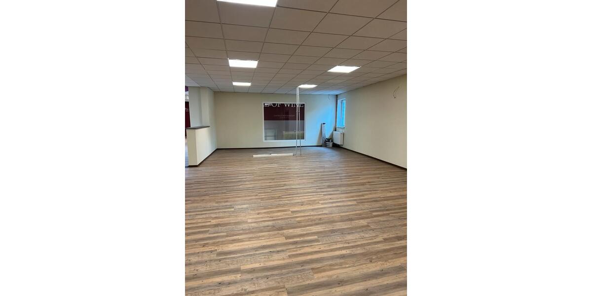 Gewerbeobjekt Esens - 1.920&euro; | Angebot:26226305
