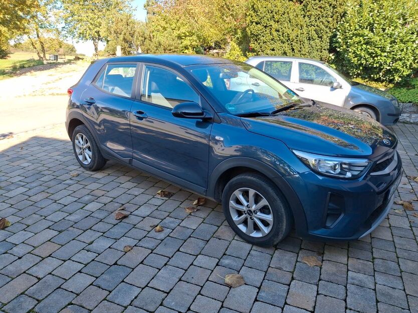 Kia Stonic 33.968 km 12.800 € Treuchtlingen 91757