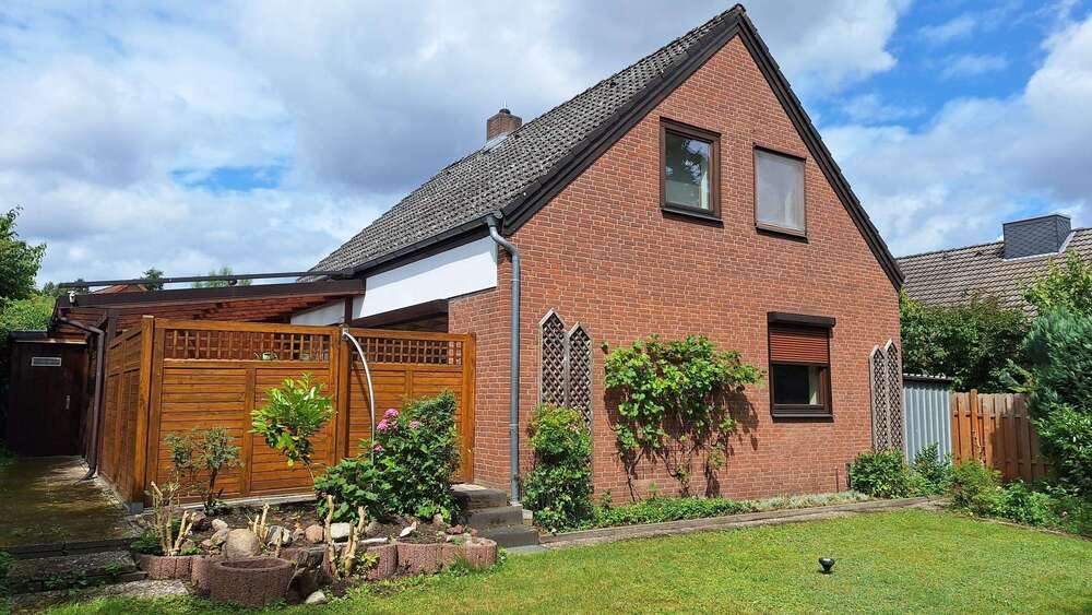 Einfamilienhaus Lüneburg - 5 Zimmer, 100 m&sup2;, 385.000&euro; | Angebot:27125577