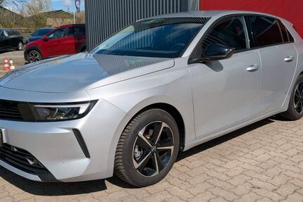 Opel Astra 19.000 km 18.999 &euro; Gaushorn 25782