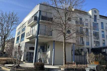 Büro in Augsburg-Innenstadt 265.000 € 61.02 m²