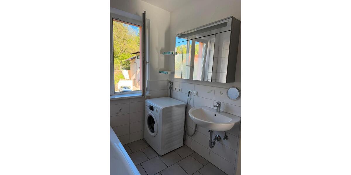 Etagenwohnung Cham - 4 Zimmer, 100 m&sup2;, 640&euro; | Angebot:26416865