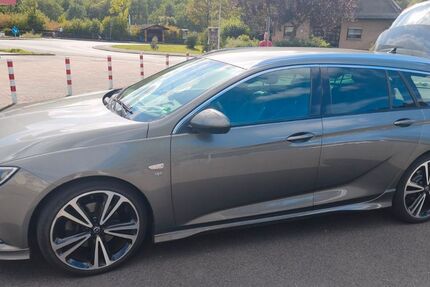 Opel Insignia 54.000 km 15.700 &euro; Braunfels 35619