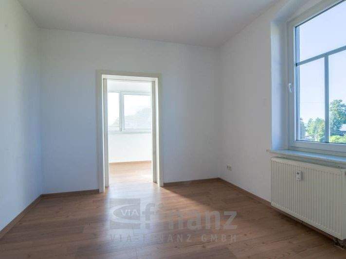 Mehrfamilienhaus, Wohnhaus Hohenstein-Ernstthal Ernstthal - 2 Zimmer, 450.000&euro; | Angebot:25746534