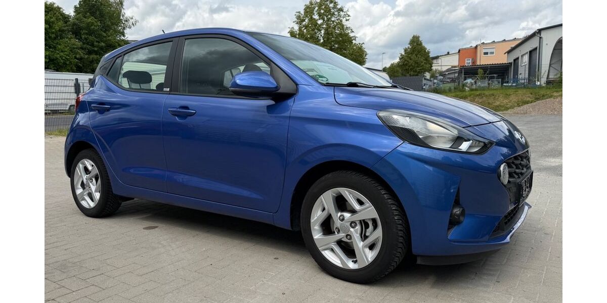 Hyundai i10 11.500 km 11.999 &euro; Mömbris 63776