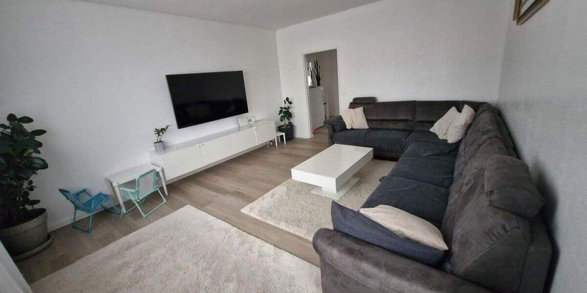Etagenwohnung Wiesbaden Klarenthal - 4 Zimmer, 83 m&sup2;, 300.000&euro; | Angebot:25728338