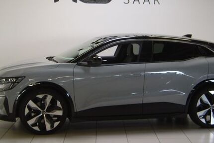 Renault Megane 17.327 km 26.590 &euro; Saarbrücken 66115