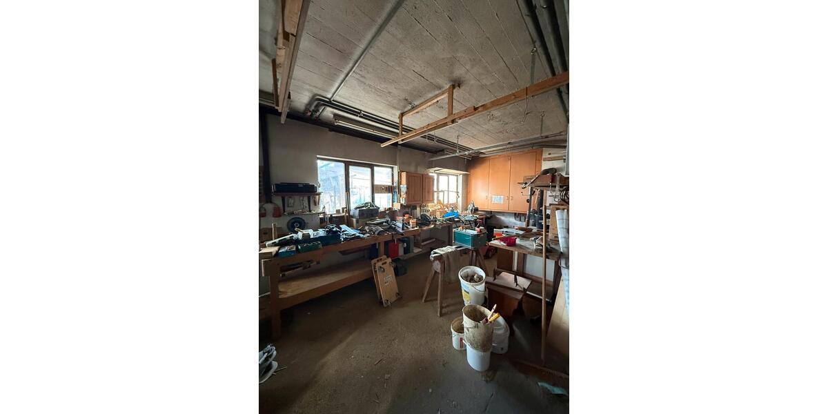 Etagenwohnung Hatzenbühl - 4 Zimmer, 125 m&sup2;, 1.100&euro; | Angebot:25415292