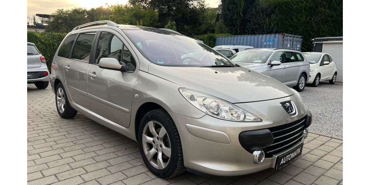 Peugeot 307 122.000 km 4.950 &euro; Ludwigsburg 71642