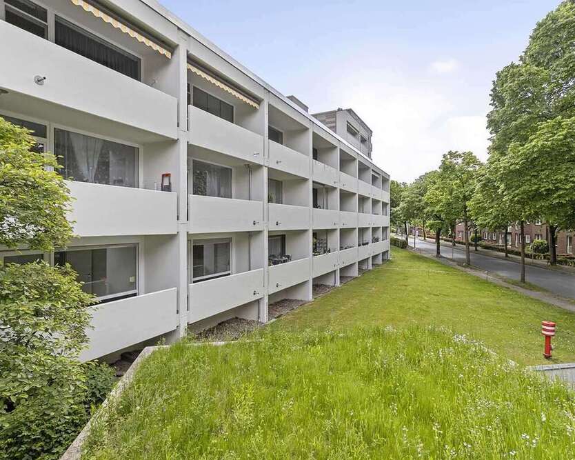 Wohnung zum Kaufen in Ratingen 227.600 € 77 m²
