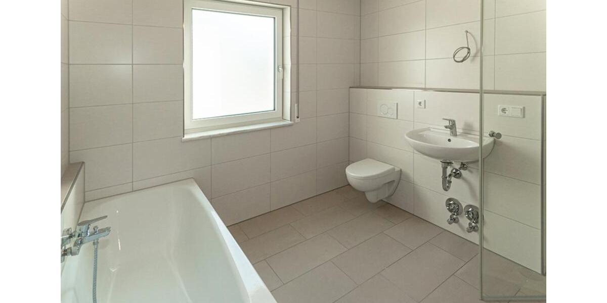 Erdgeschoßwohnung Freystadt - 4 Zimmer, 113 m&sup2;, 1.450&euro; | Angebot:26167165