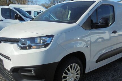 Toyota Proace City 42.900 km 15.470 &euro; Bremervörde 27432