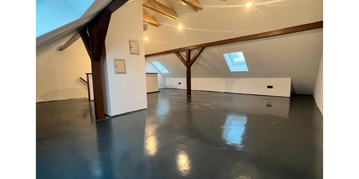 Reihenhaus Sonneberg - 5 Zimmer, 110 m&sup2;, 1.000&euro; | Angebot:23688109