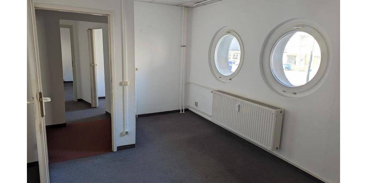 Gewerbeobjekt Chemnitz Zentrum - 8 Zimmer, 138 m&sup2;, 1.375&euro; | Angebot:26695881
