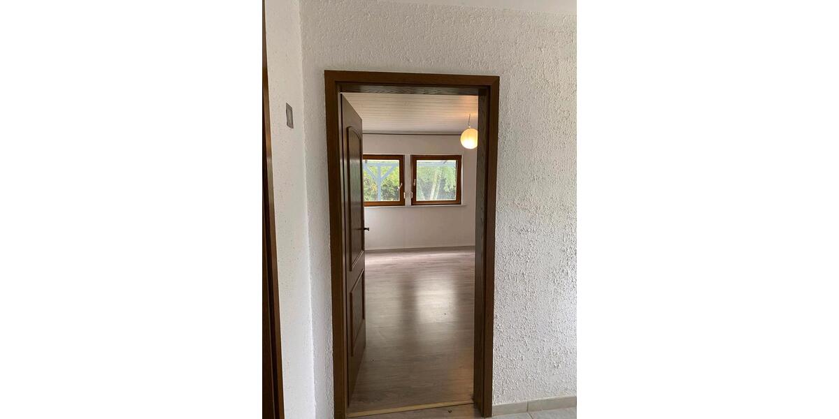 Einfamilienhaus Oberreichenbach - 3 Zimmer, 95 m&sup2;, 475.000&euro; | Angebot:27046053