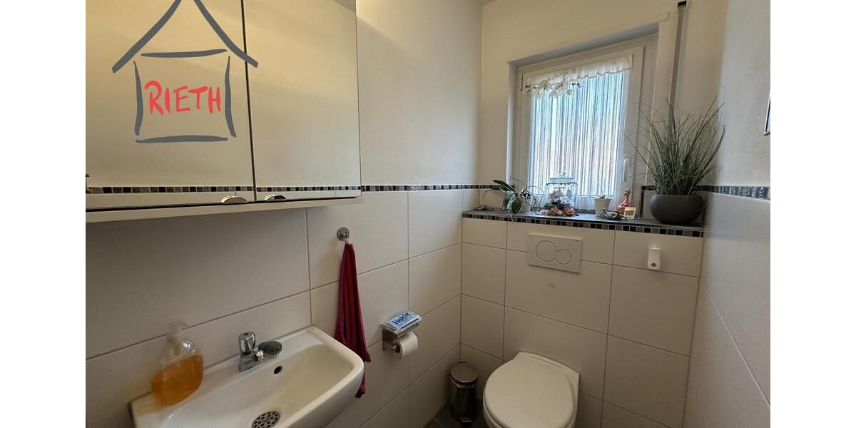 Etagenwohnung Tamm - 3.5 Zimmer, 96 m&sup2;, 1.100&euro; | Angebot:24381045