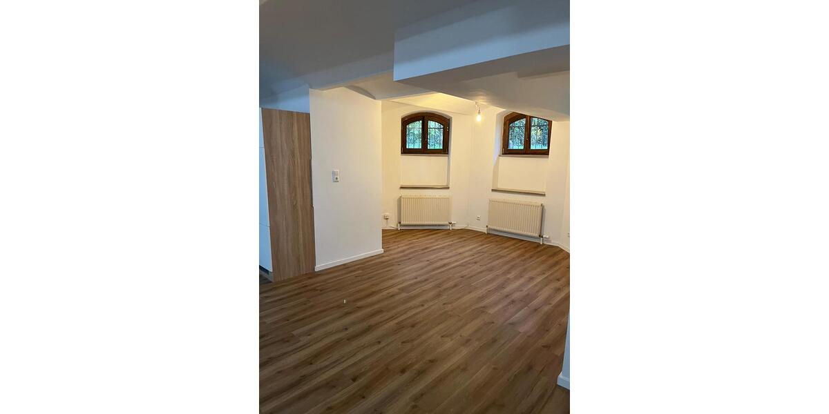 Etagenwohnung Wiesbaden Schierstein - 2 Zimmer, 64 m&sup2;, 1.140&euro; | Angebot:26661982