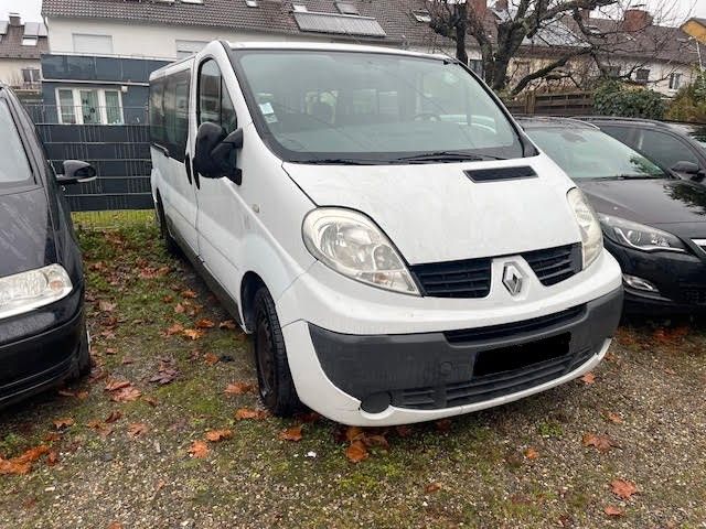 Renault Trafic 293.859 km 4.800 &euro; Freiburg im Breisgau 79111