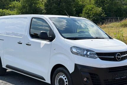 Opel Vivaro 134.000 km 10.900 &euro; Eisenach 99817