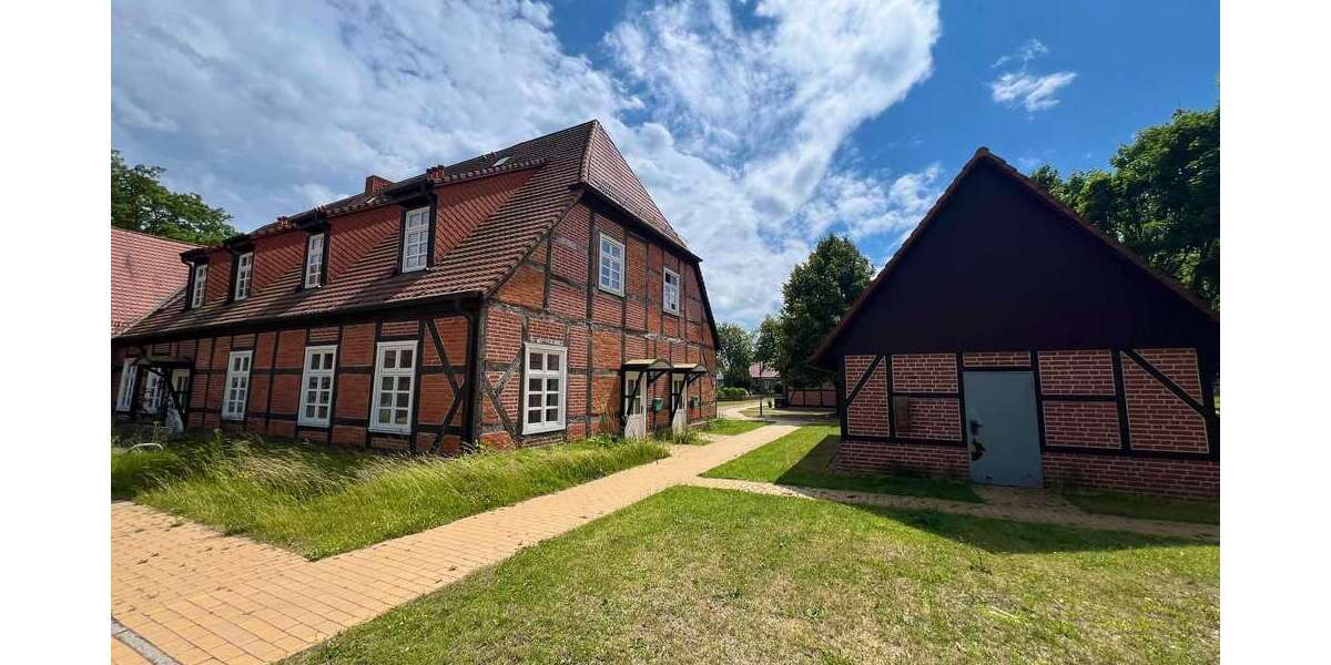 Etagenwohnung Dargun - 2 Zimmer, 41 m&sup2;, 330&euro; | Angebot:21325619