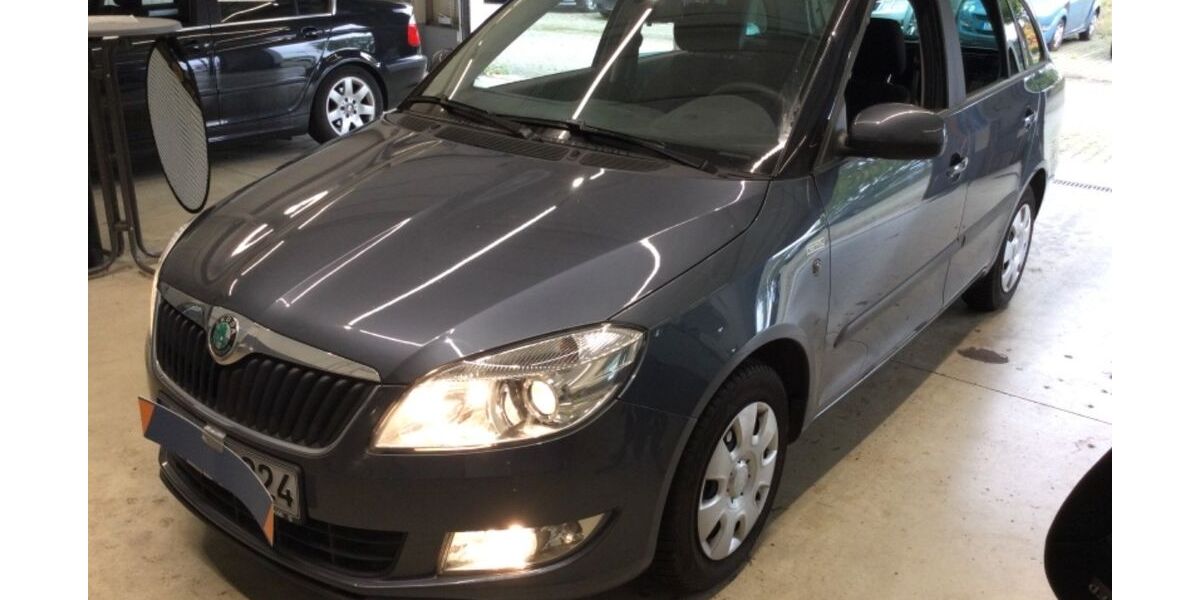 Skoda Fabia 97.870 km 6.500 &euro; Chemnitz OT Wittgensdorf 09228